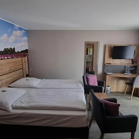Zur Linde Hotel